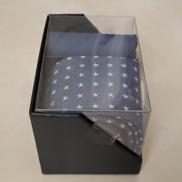 NWOT NIB Tommy Hilfiger Star Tie + Pocket Square - Picture 3 of 5